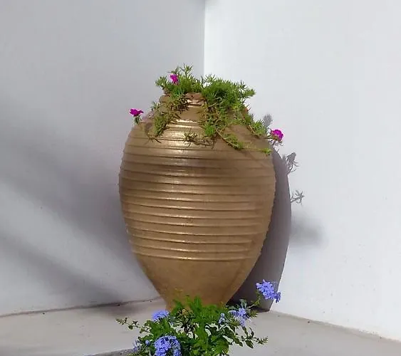 Ancient Meropia - Eden Apartment *