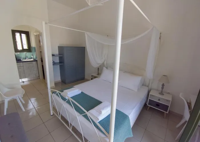 Ancient Meropia - Eden אפולוניה